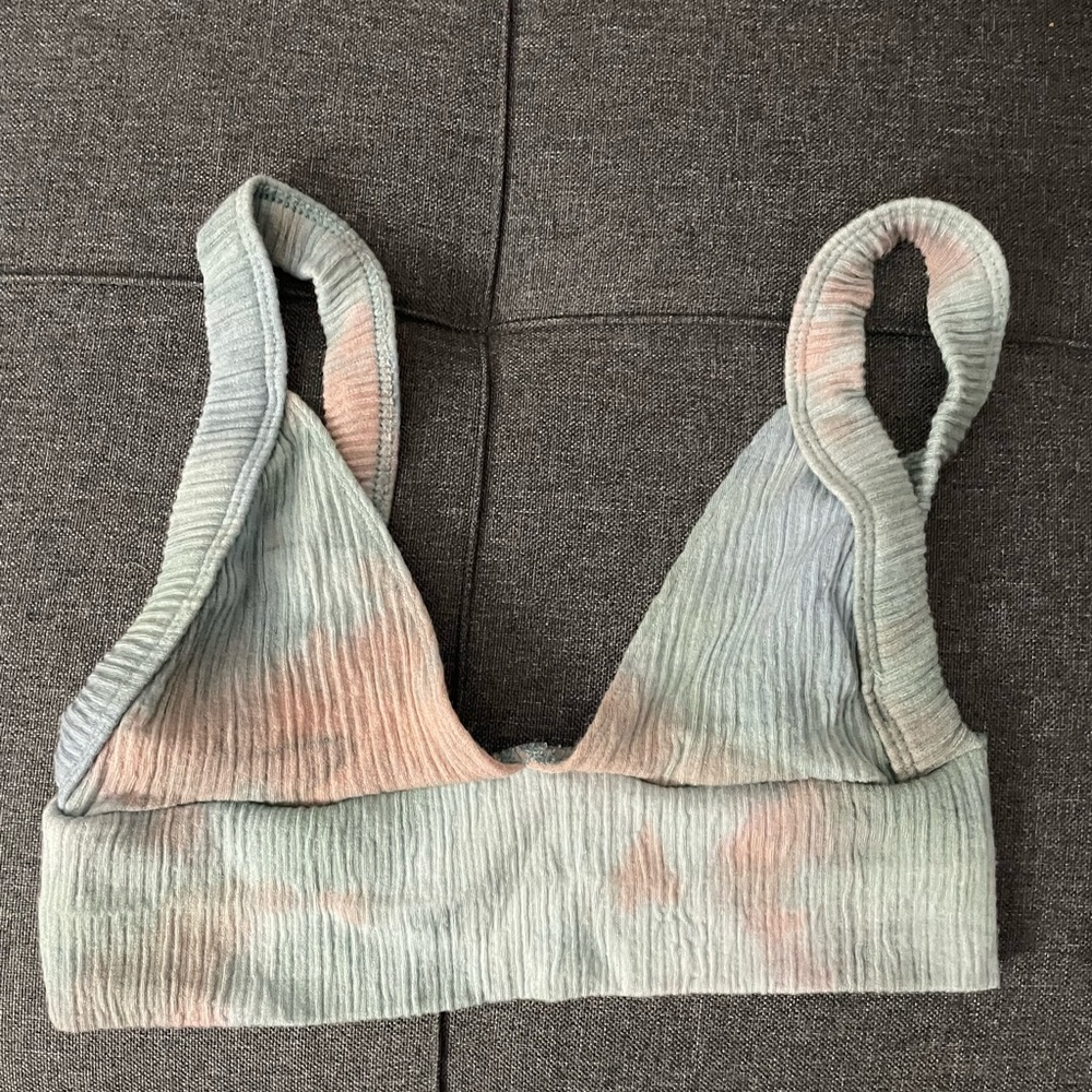 Urban Outfitters Crop top